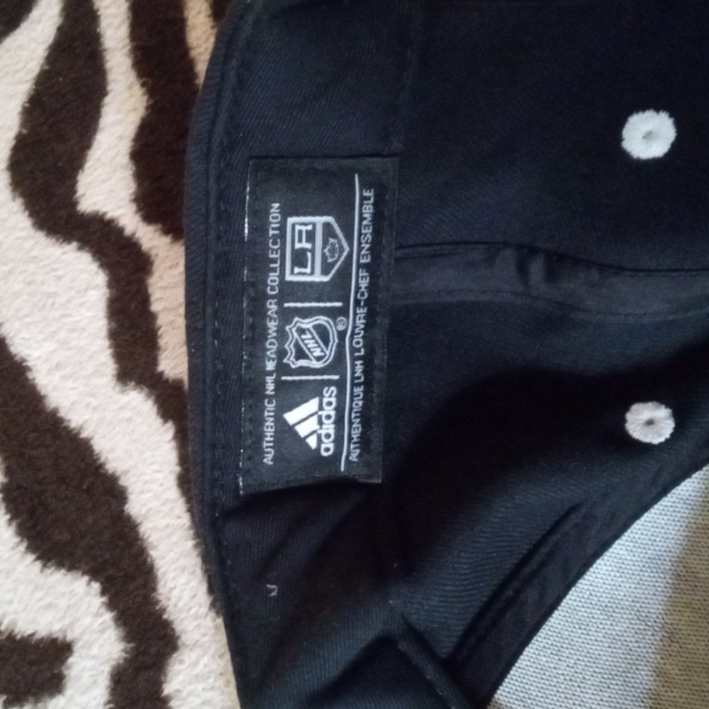 LA Kings snapback hat - Picture 6 of 6